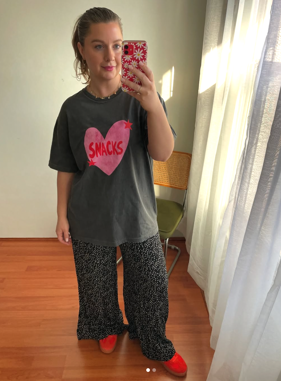I Love Snacks Relaxed Tee